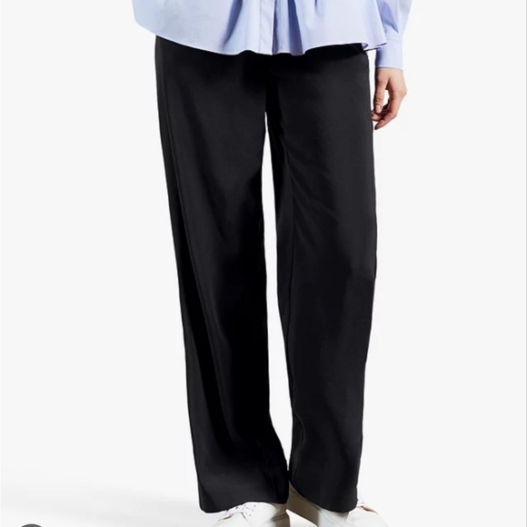 Ted Baker Pants - NWT Ted Baker Amaliaa Pants Navy Size 2 - US 4 to 6